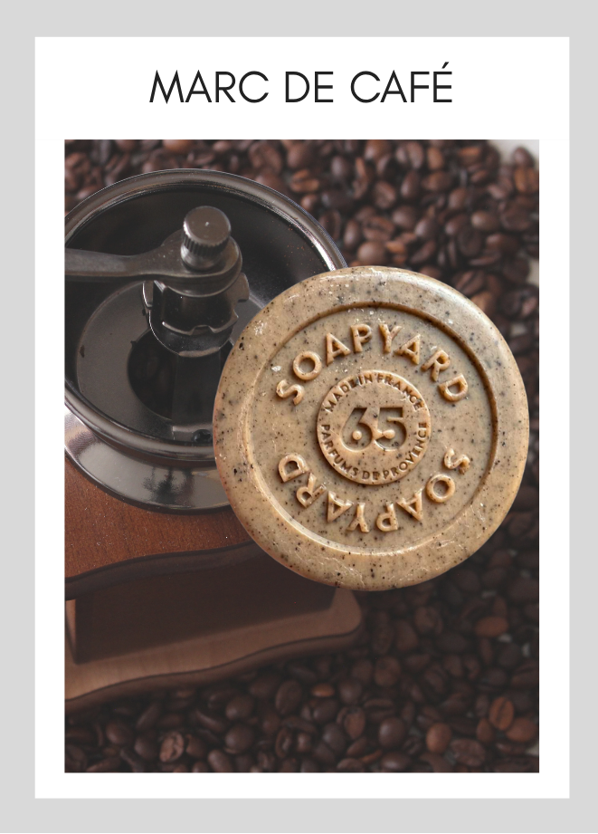 Savon avec corde Soapyard — Marc de café exfoliant, sur fond illustrant son parfum